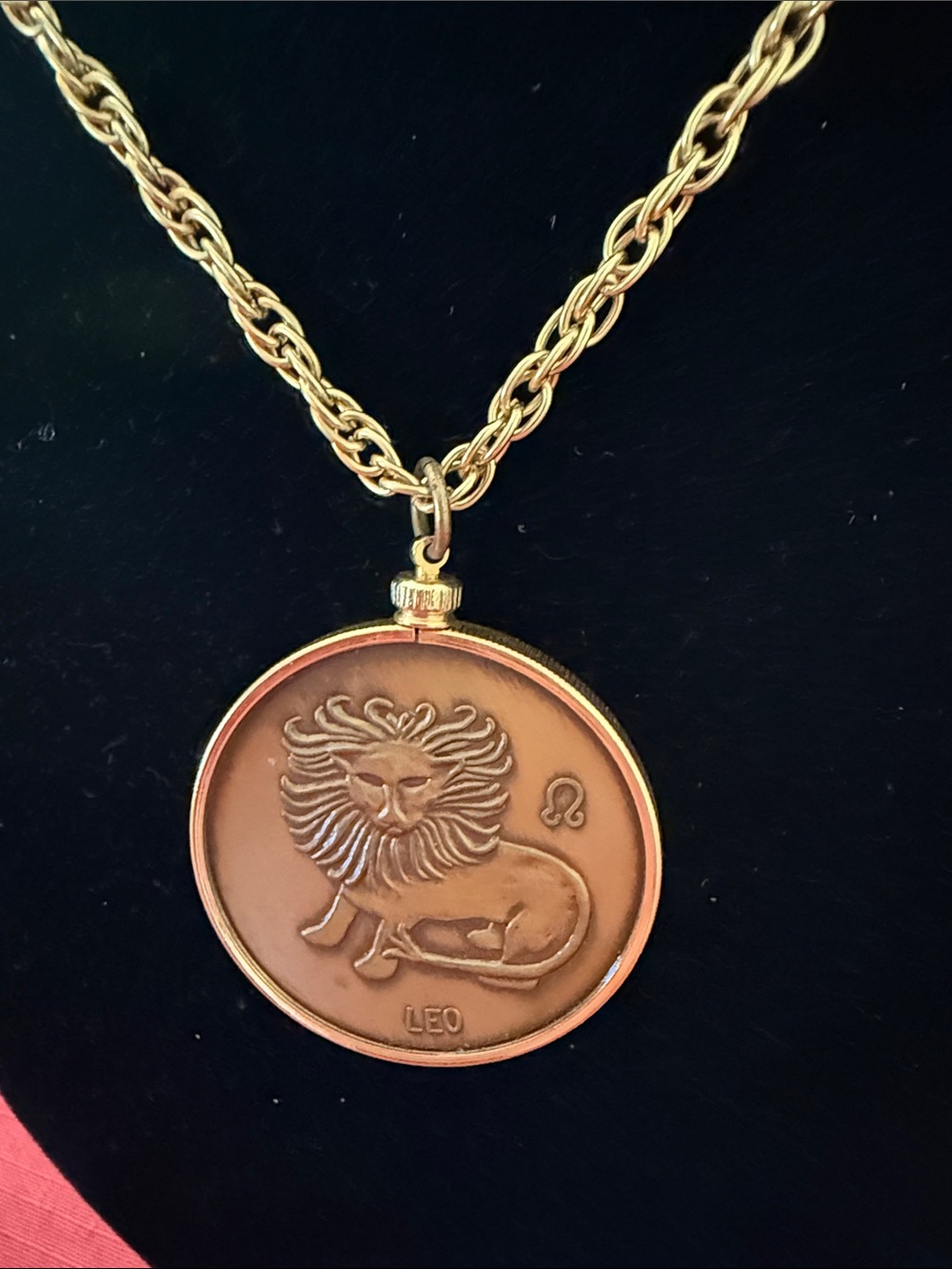 Gold Leo Zodiac Pendant Necklace - Women's Jewelry